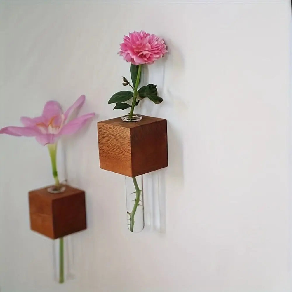 Skanto | Magnetisk Blomsterrør Vase av Tre