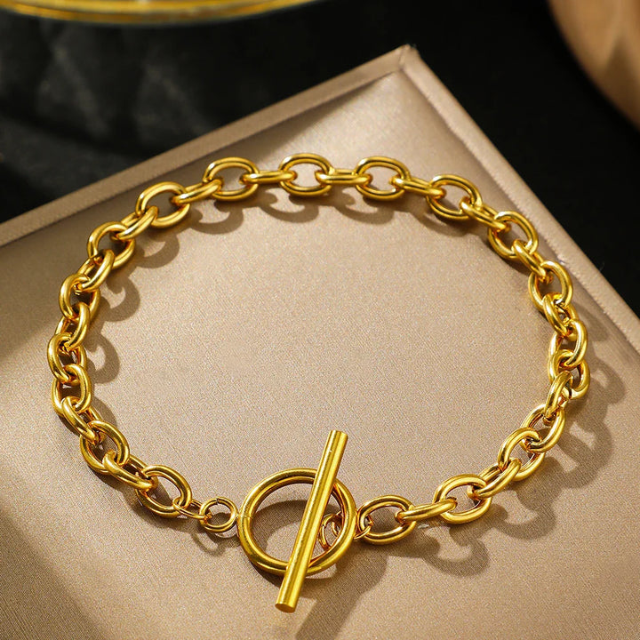 Skanto | Elegant papirklips sirkel bar lås armbånd