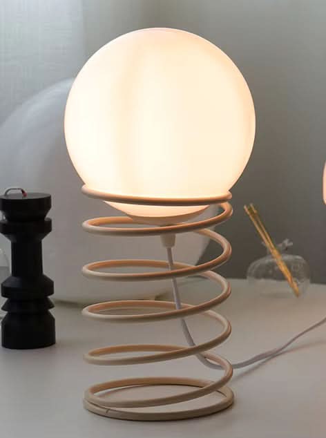 Skanto | FrostOrb Bauhaus Bordlampe – Frostet Glass