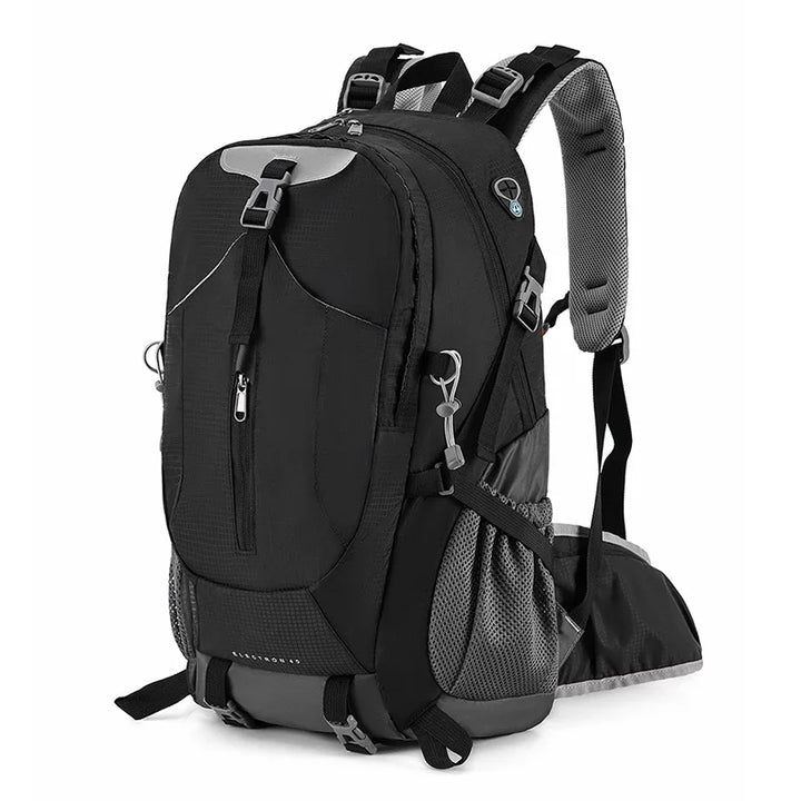 Skanto | Reise ryggsekk TrekVault 40 | 40 L Utendørs ryggsekk med regntrekk | For fotturer, reise og daglig bruk | 31 × 20 × 52 cm