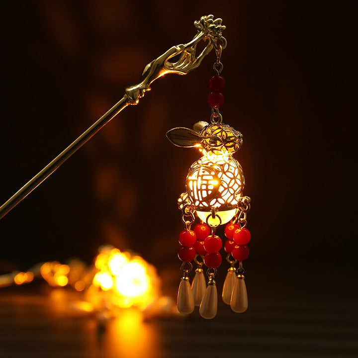 Skanto | Luminous Stylish Butterfly Lantern Hårnål