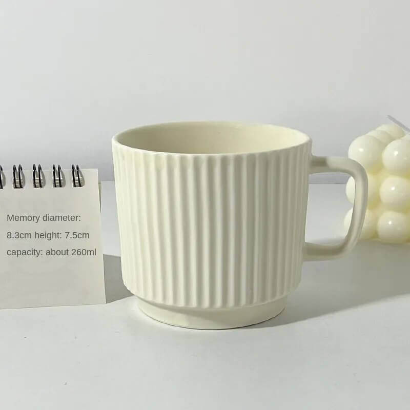 Nordisk inspirert ribbet keramikkruss for kaffe- og teelskere | Skanto