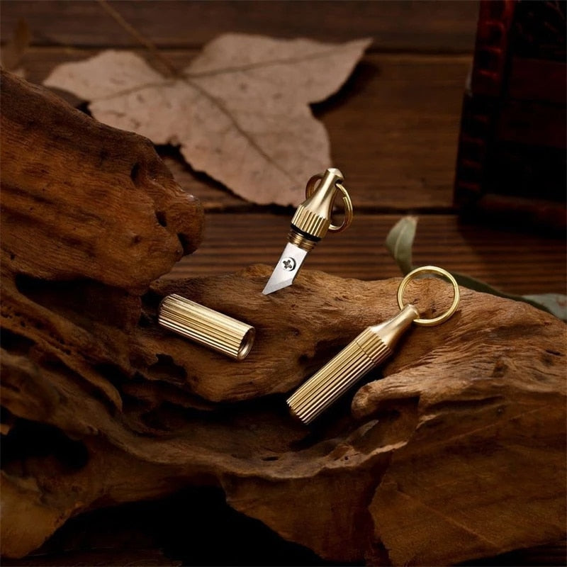 Pocket Capsule Utendørs Overlevelse Mini Kniv | Skanto