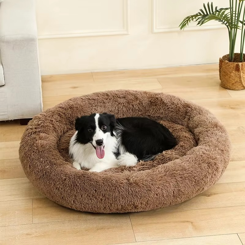 Skanto | Plush Comfort Pet Bed - Ultra-Soft Cushioned Sofa for Dogs and Cats