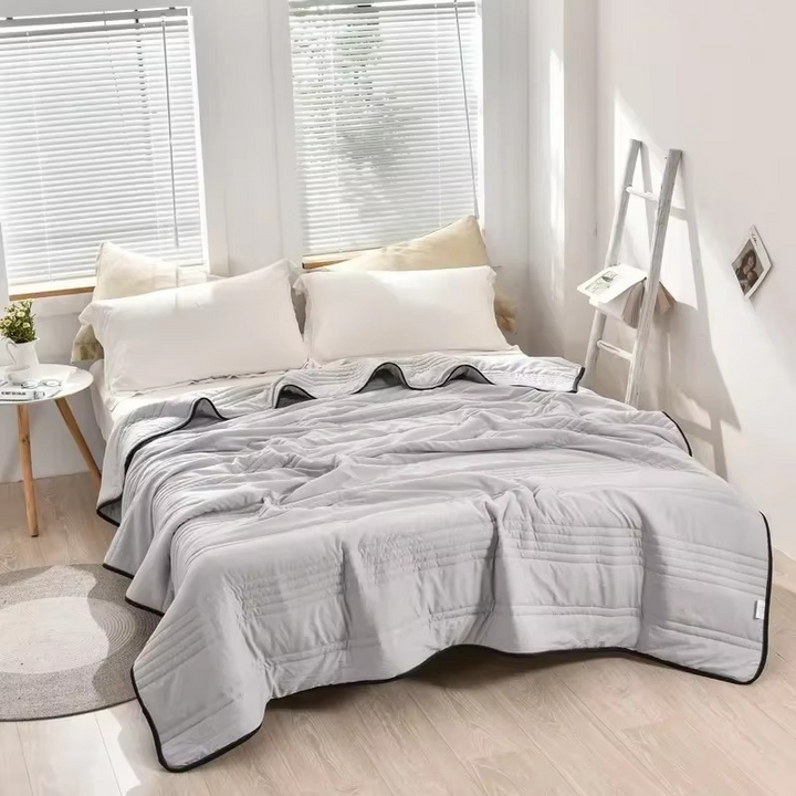 Skanto | Sommer Lett Quilt Solid Farge Helårs Comforter for Dobbeltseng