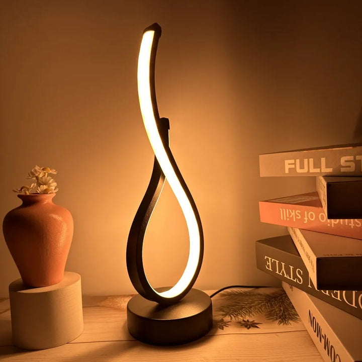 Skanto | Lumoara LED Bordlampe | Dimmbar | 3 Lysfarger | Moderne Design