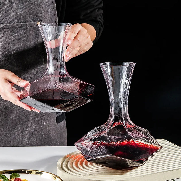 Skanto | Uregelmessig Krystallglass Vinkaraffel