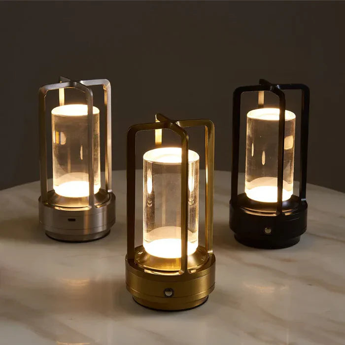 Skanto | Varm LED Trådløs Bordlampe – Batteridrevet Nordisk Design - LED med Berøringskontroll, Egnet for Soverom, Hjem, Utendørs - Ideell Nattlampe