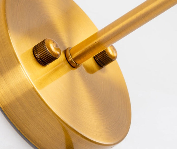 Skanto | SphereLuxe – Skandinavisk Vegglampe med Justerbart Lys