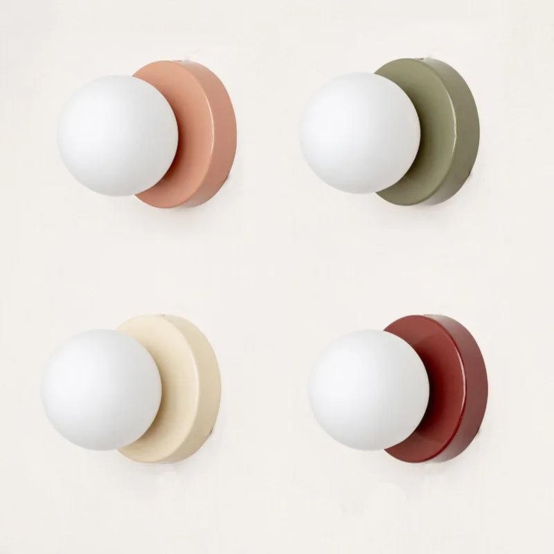LumiGlobe - Moderne Vegglampe med Glassblokk i Mid-Century Stil Skanto