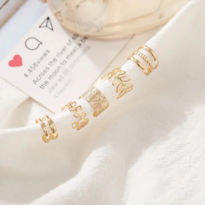 Elegante Clip-Ohrclip-Set med Goldblatt-Verzierung for Damen