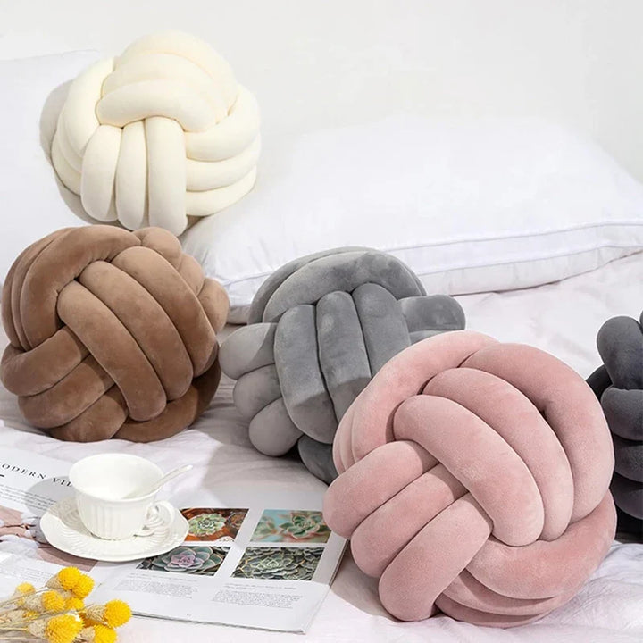 Plush Knot Cushion (Velour) | Skanto
