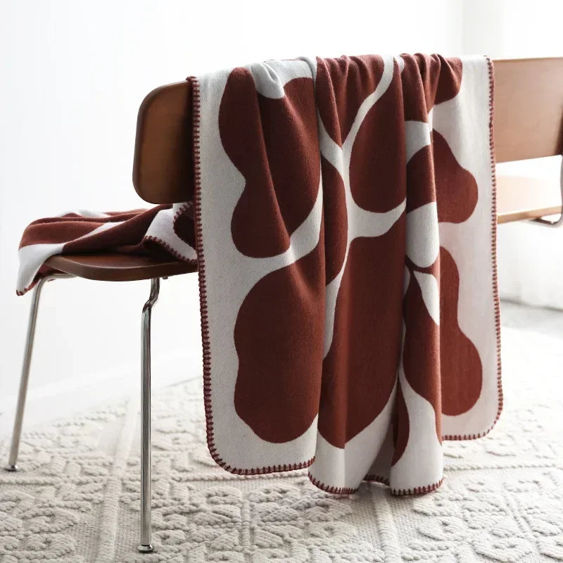 Skanto | NordLuxe | Jacquard Kasteppe | Imiteringscashmere | Myk & Varm | Sofa teppe & Sengoverheng i skandinavisk stil