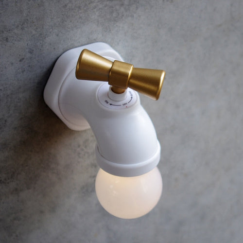 Skanto | Kreativ Kran Vegglampe