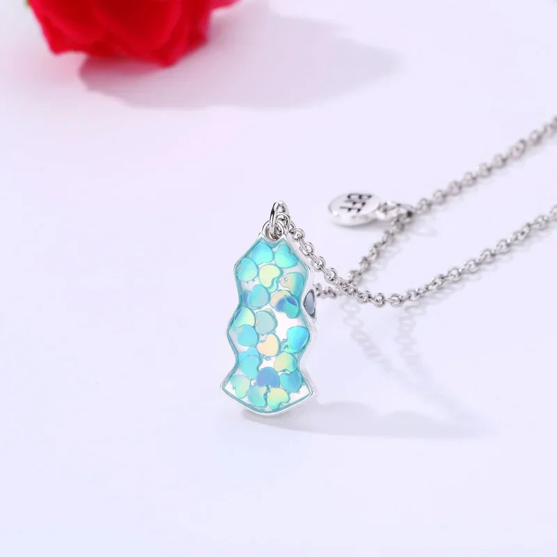 Skanto | Magnetic Peach Broken Heart Necklace