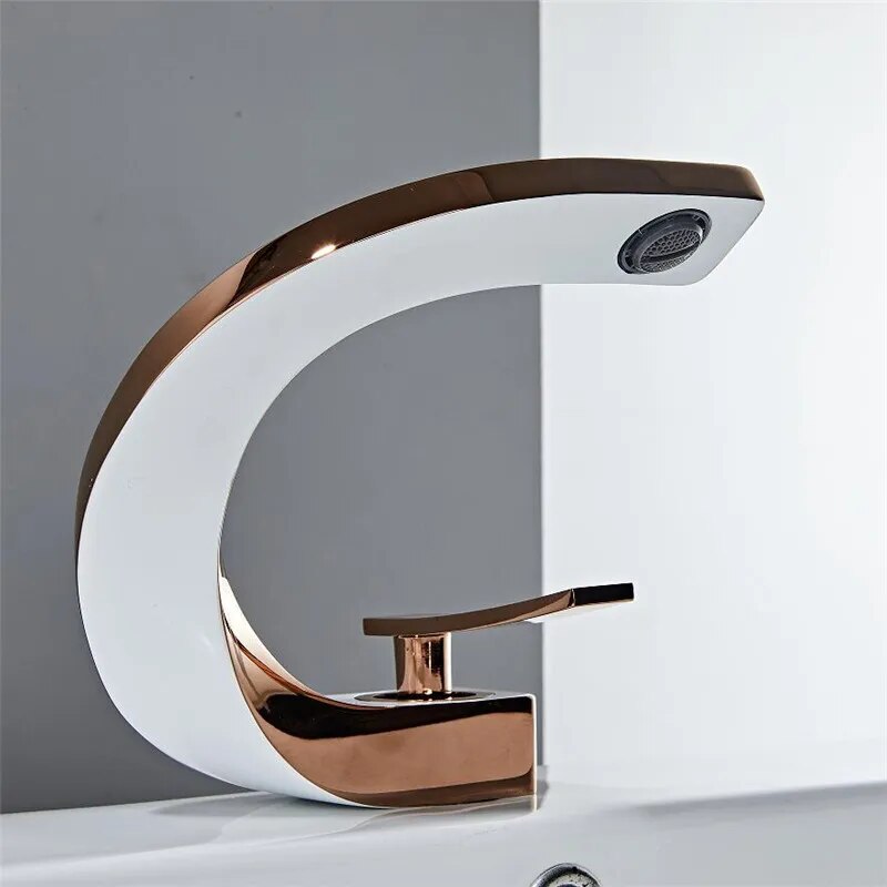 Nordic Arch kunstnerisk benkmontert kran