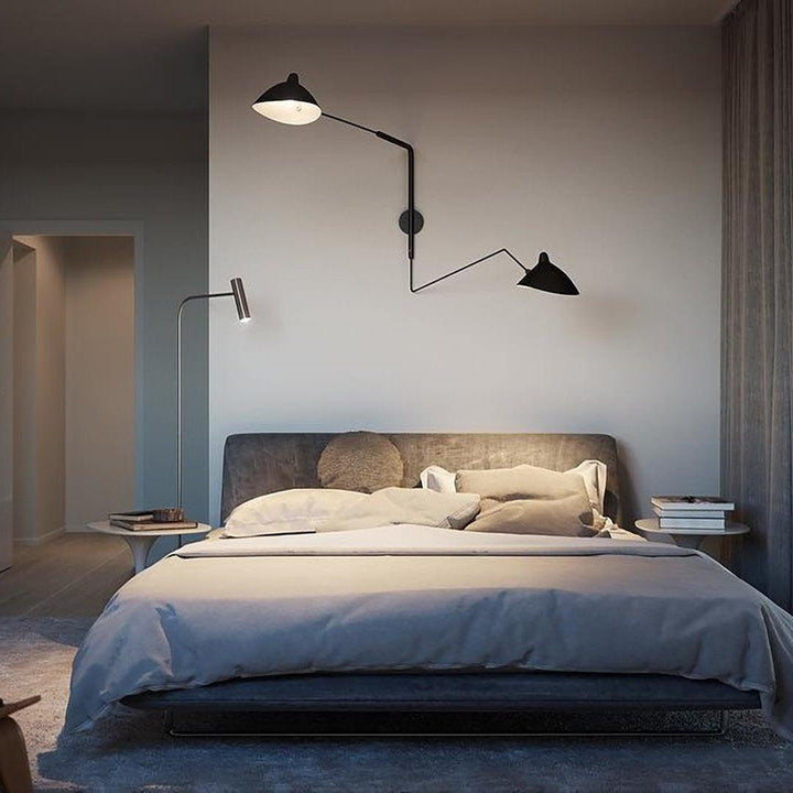 Skanto | Serge Mouille Vegglampe