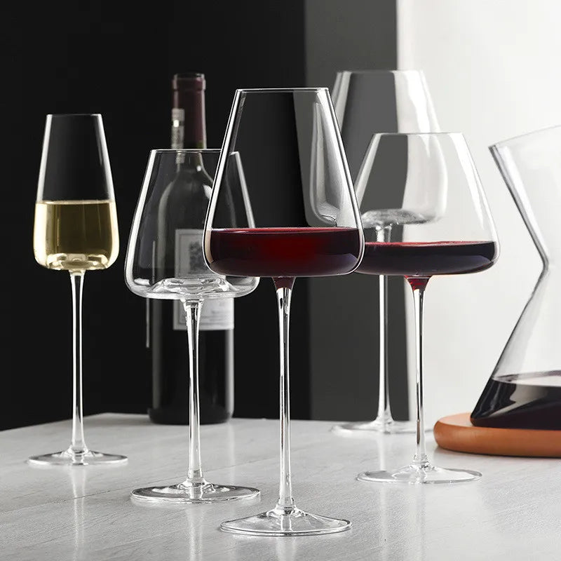 Sett med 2, 4 og 6 Håndlagde Krystallvins- og Champagneglass - 4 Størrelser | Skanto