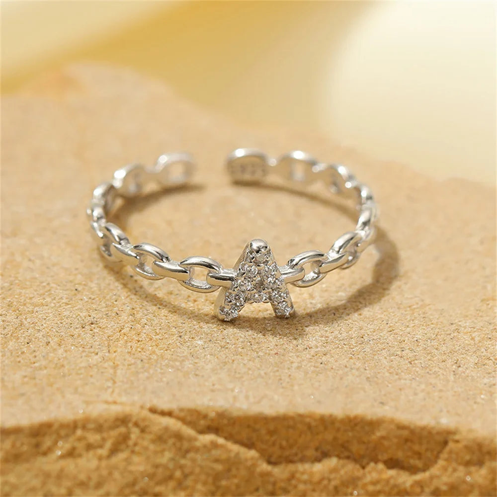 Skanto | Delikat Diamant Bokstav Initial Ring