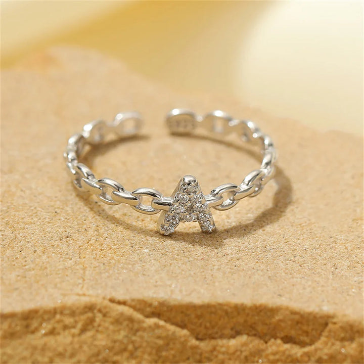 Skanto | Delikat Diamant Bokstav Initial Ring