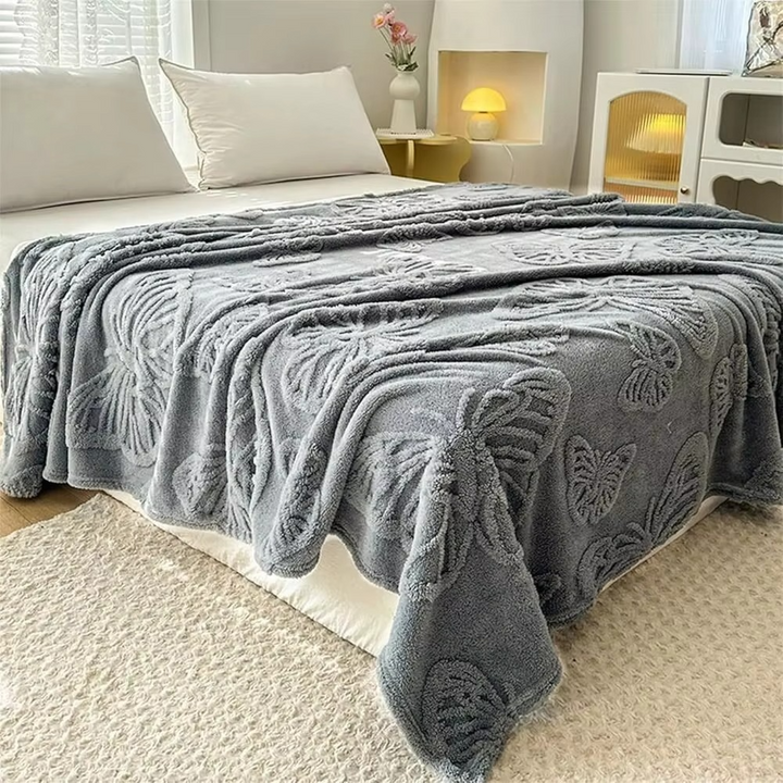 Dobbeltsidig avkjølende teppe med pustende kald effekt og 3D sommerfugl jacquard-design | Skanto