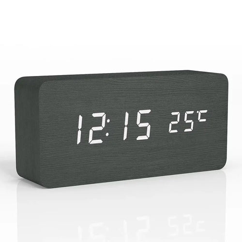 Skanto | EcoTime Tre Digital Vekkerklokke | LED Display | Moderne Design | Stille | Miljøvennlig