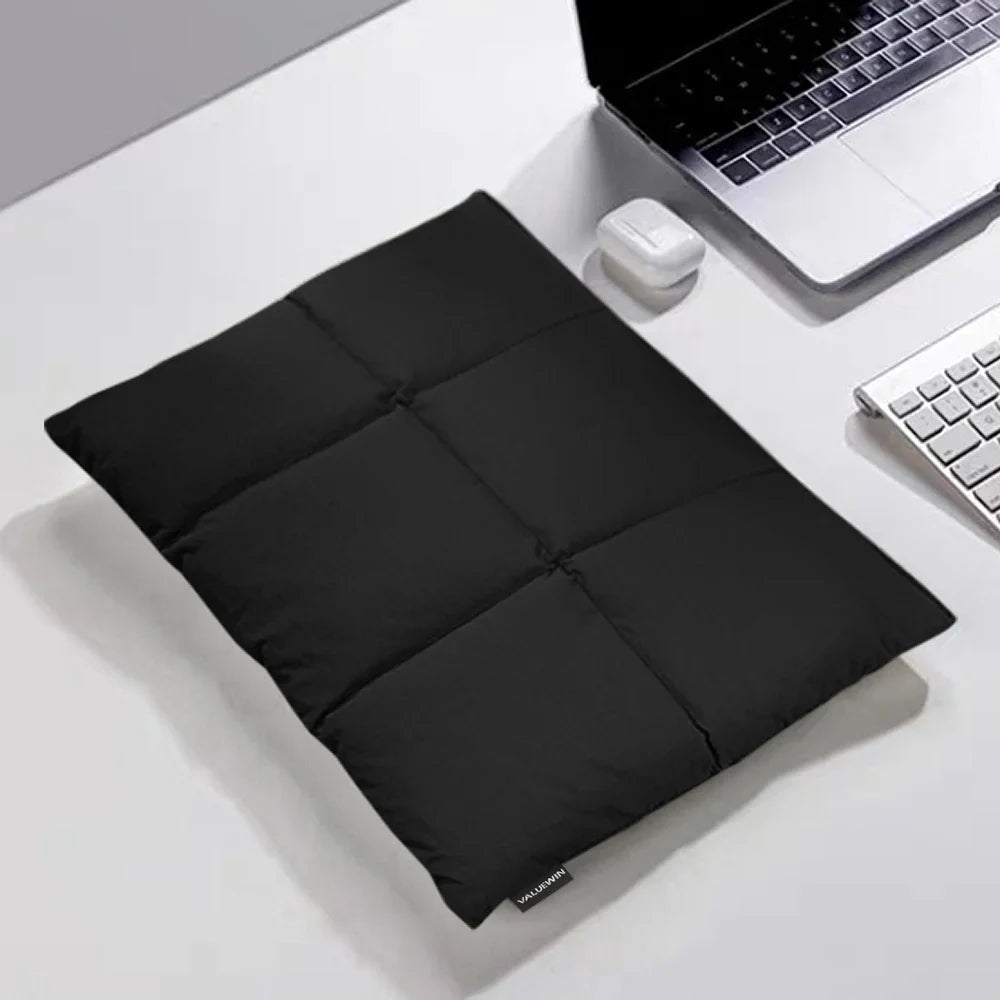 Skanto | Magnetisk Puffy Laptop Sleeve