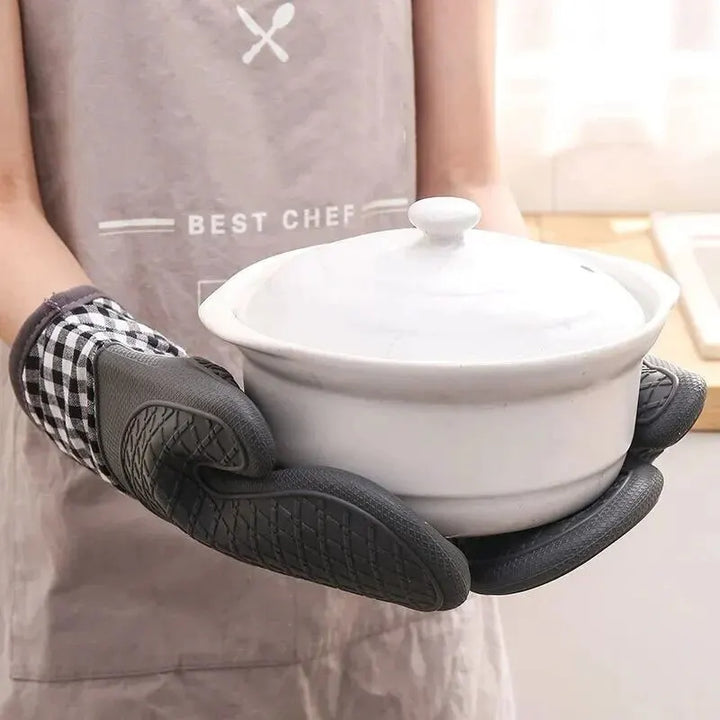 Skanto | ThermoGrip Silikon Kjøkkenhanske | Varmeresistent opp til 250 °C | Rutsji-fri & Forlenget | Antiskoldbeskyttelse for Ovnen & Grill