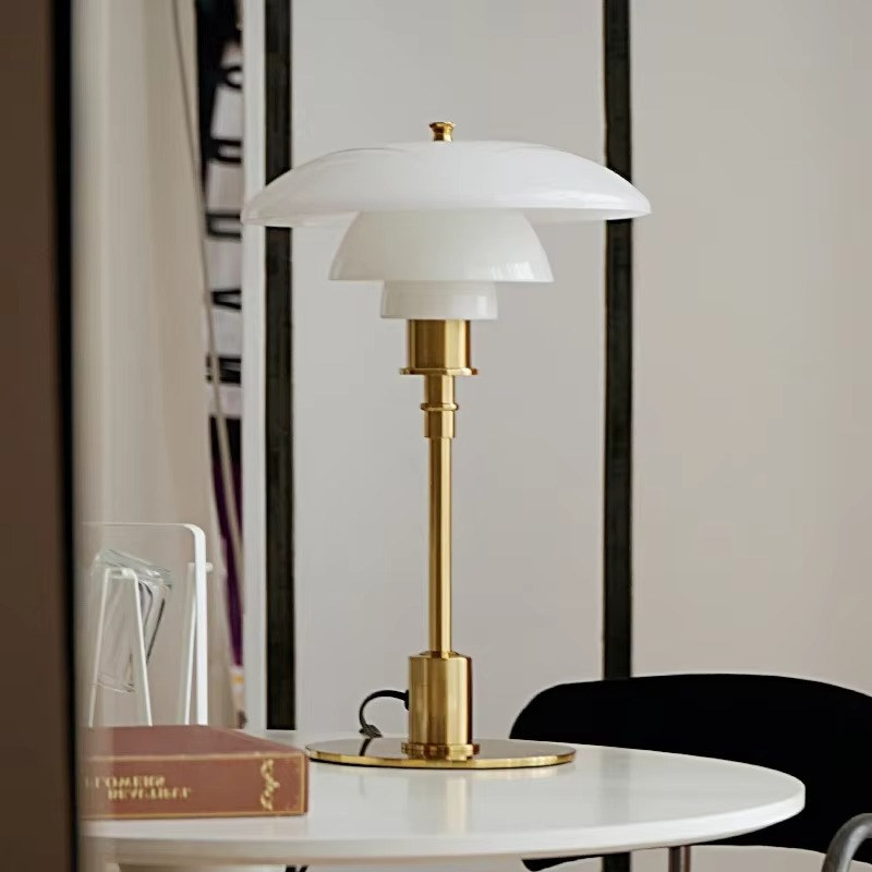 Skanto | Skandinavisk Designer Bordlampe Minimalistisk
