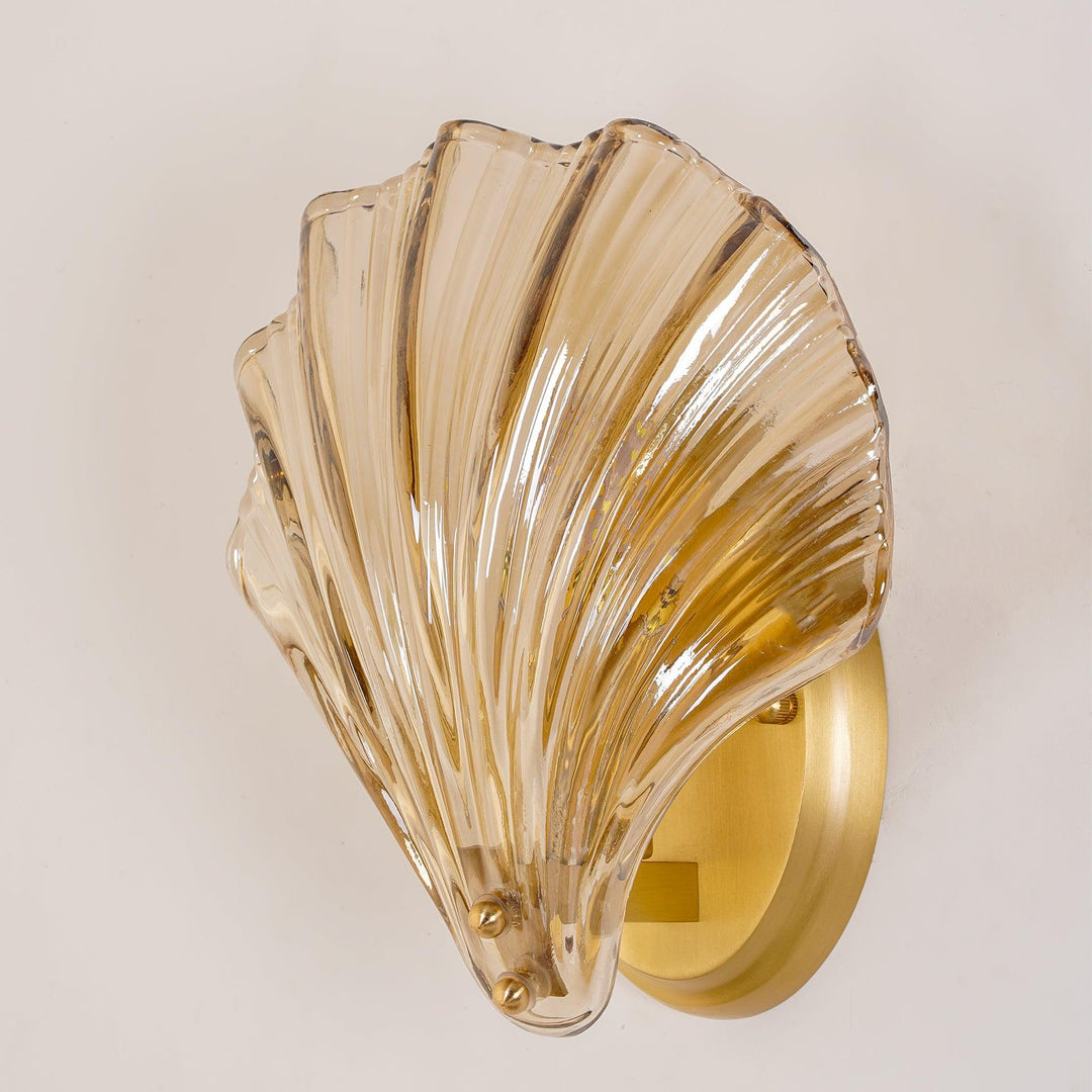 Shell vegglampe - Bring maritim eleganse inn i hjemmet | Skanto