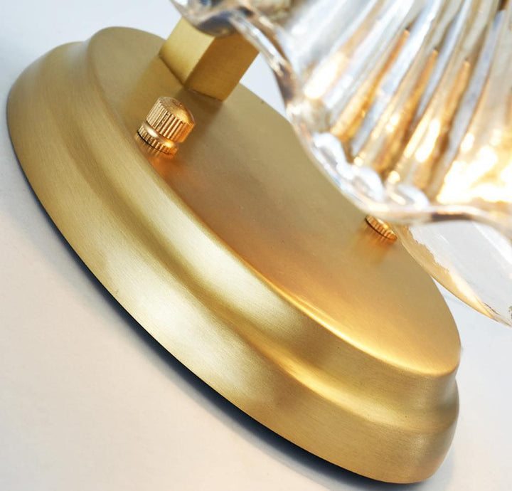 Shell vegglampe - Bring maritim eleganse inn i hjemmet | Skanto