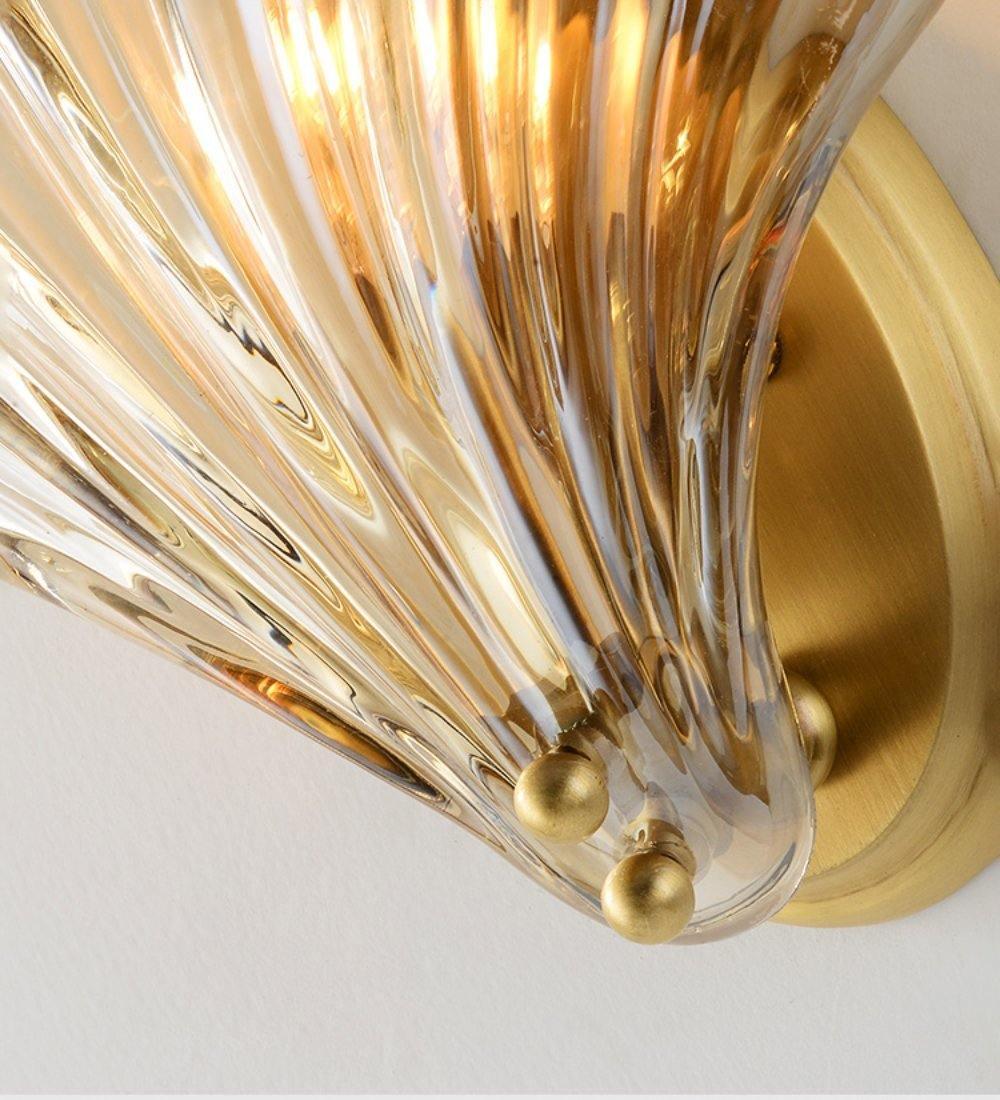 Shell vegglampe - Bring maritim eleganse inn i hjemmet | Skanto