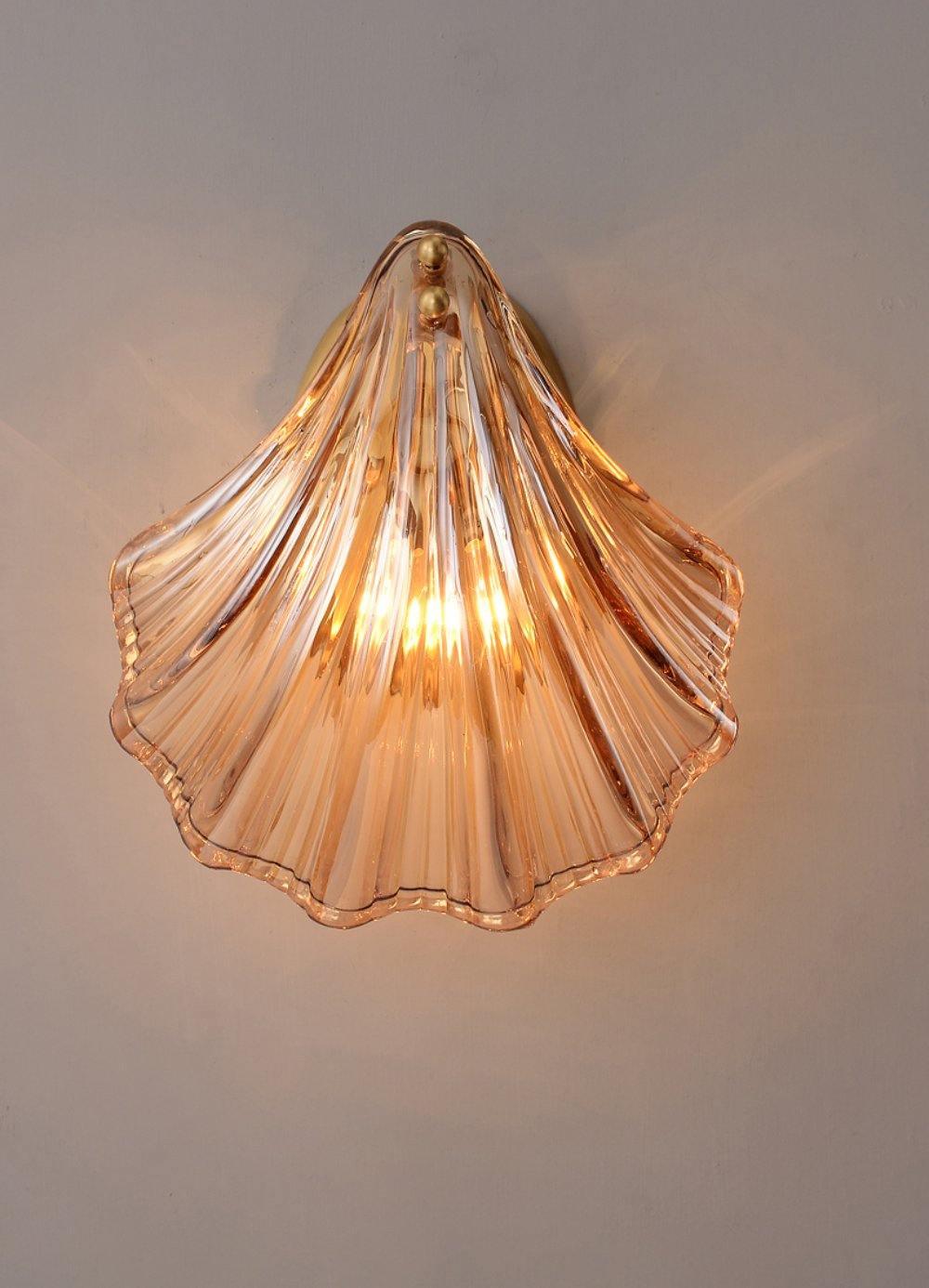 Shell vegglampe - Bring maritim eleganse inn i hjemmet | Skanto