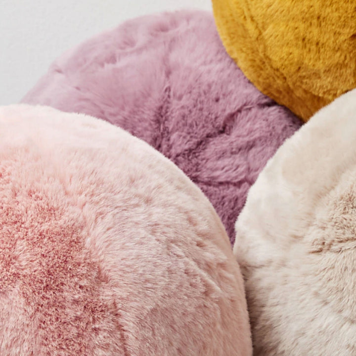 Short Fur Ball Pute | Skanto