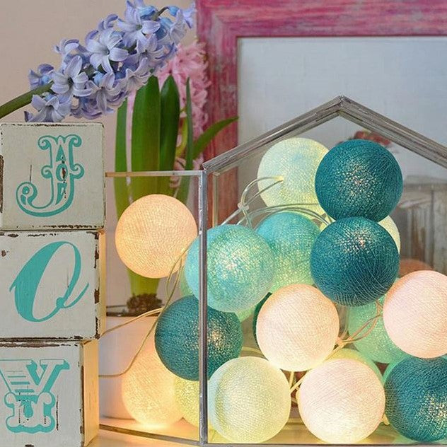 Gledelig Bomull Lys Ball Girlander - LumiBall | Skanto