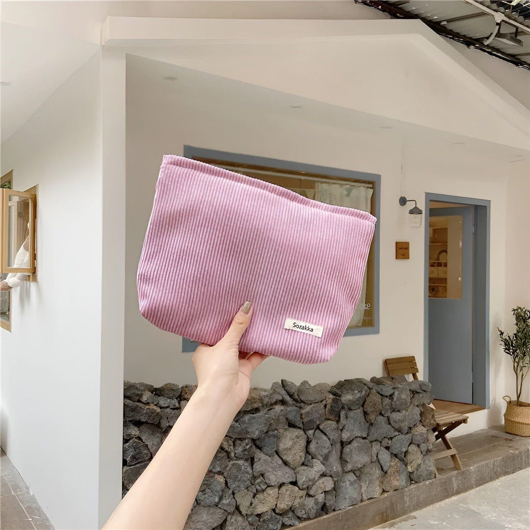 CorduroyGlam Bag - Cord Romslig Organiseringsveske for Kosmetikk | Skanto