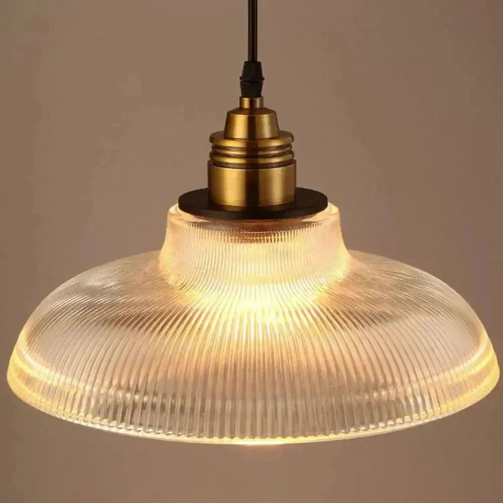 Vintage-inspirert glasspendellampe for en varm og stilfull atmosfære Skanto