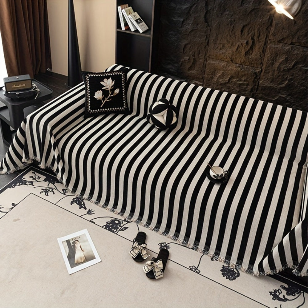 Skanto | Stripete Chenille Svart Hvit Sofa Deksel