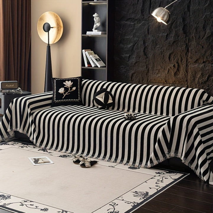 Skanto | Stripete Chenille Svart Hvit Sofa Deksel