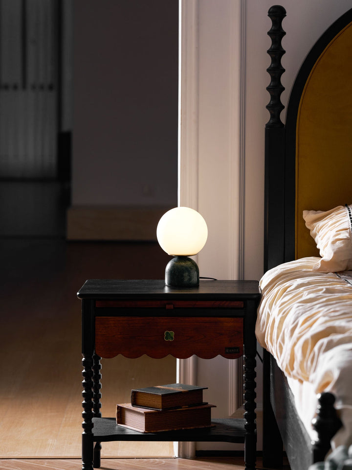 Marmor Orb Bordlampe | Skanto