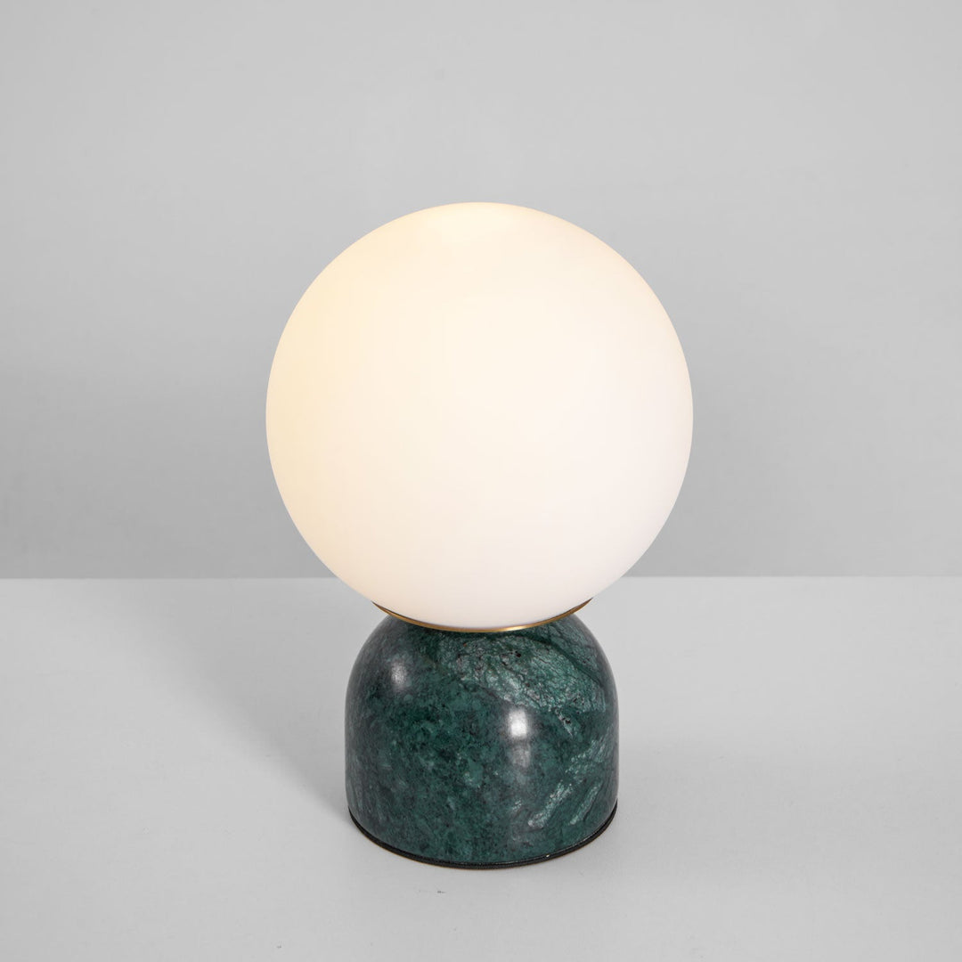 Marmor Orb Bordlampe | Skanto