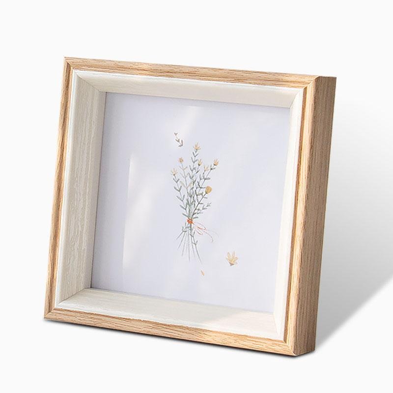 ElegantFrame – Luksus Bildekjede med Gylden Kant Skanto