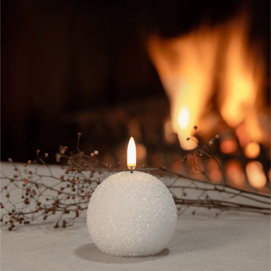 Skanto | WinterShine – Elegant LED Lys i Snøglobe Design
