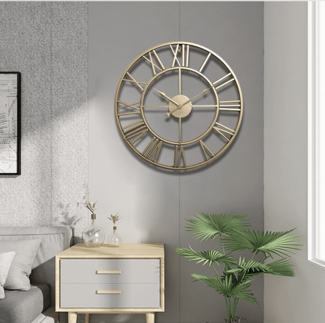 Skelett-Wanduhr aus Schmiedeeisen mit geräuschlosem Uhrwerk