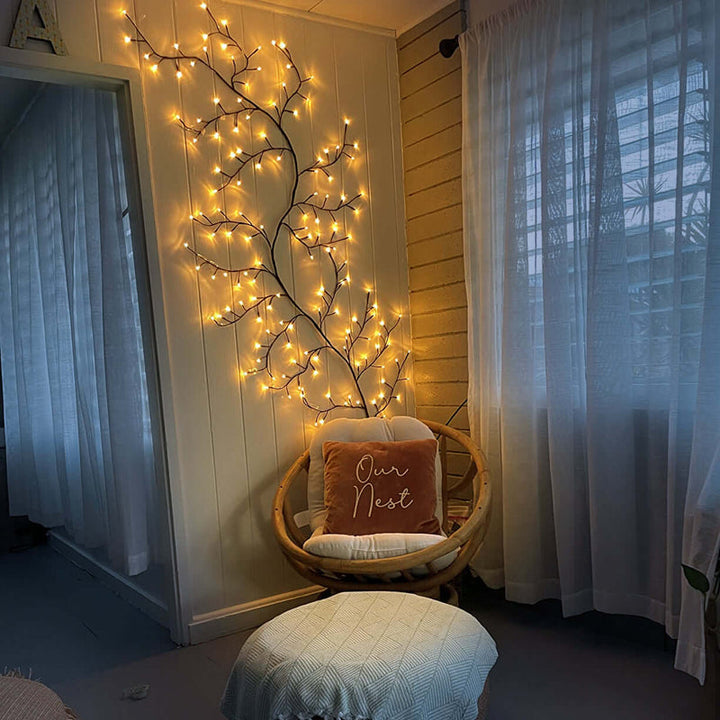Skanto | Glødende Tregren Dekor LED Vegglampe