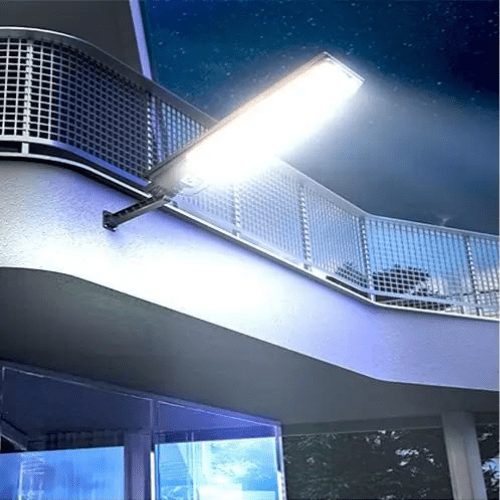 PowerBright Solar Utendørs Lampe 3000W – Vegg- eller Stangmontering IP65 | Skanto