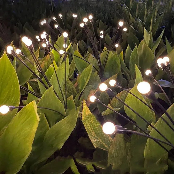 Solcelledrevet Firefly Hagebelysning - Trehodet LED-lampe for utendørs | Skanto