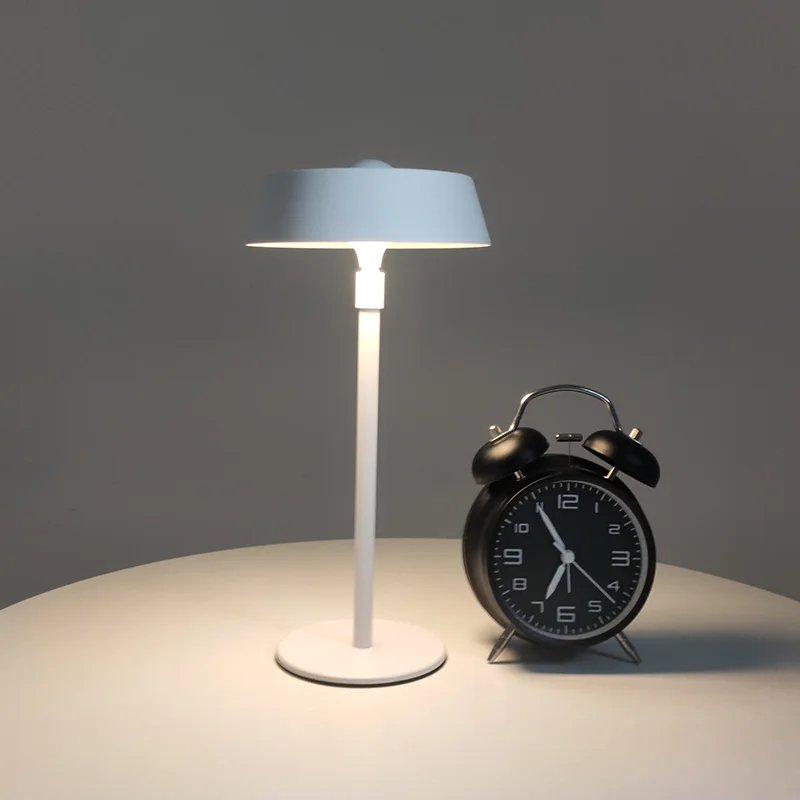 Skanto | Moderne Oppladbar Berøringssensor LED Skrivebordlampe