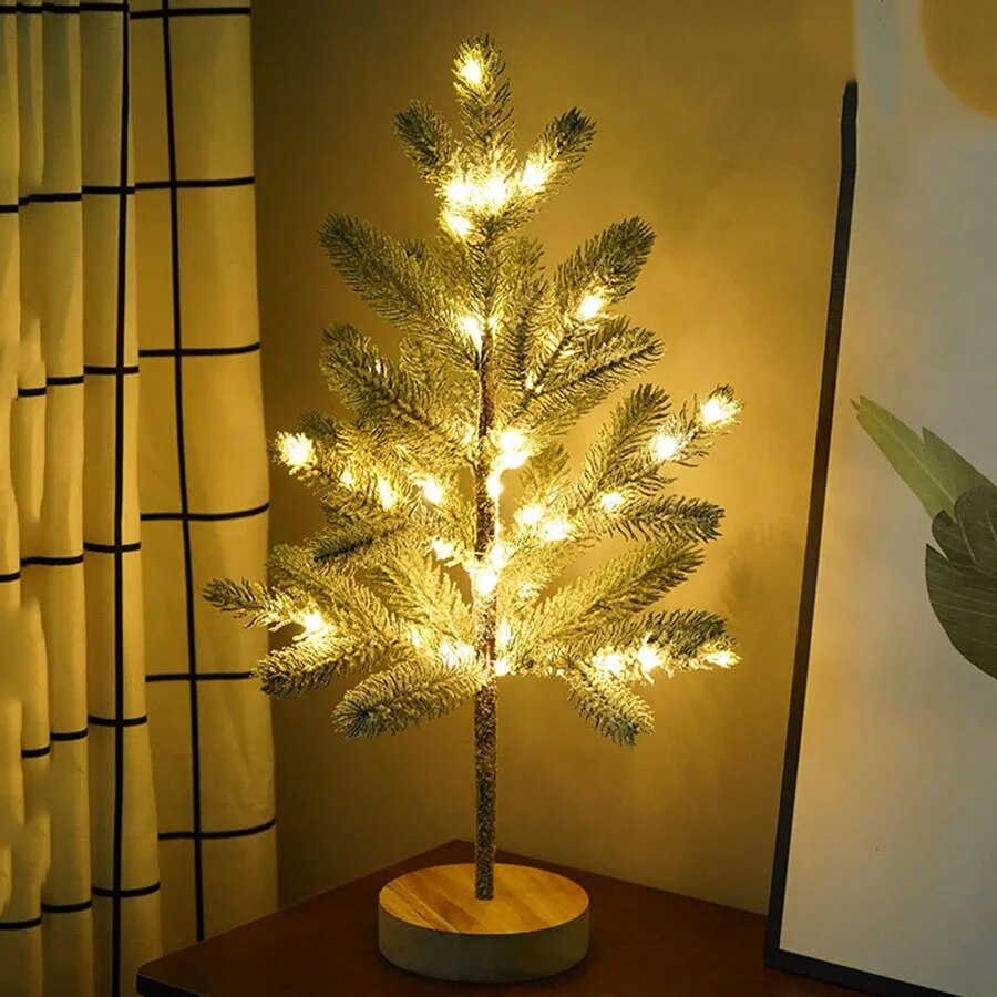 Skanto | LumiPine – LED juletre bordlampe med varmt hvitt lys