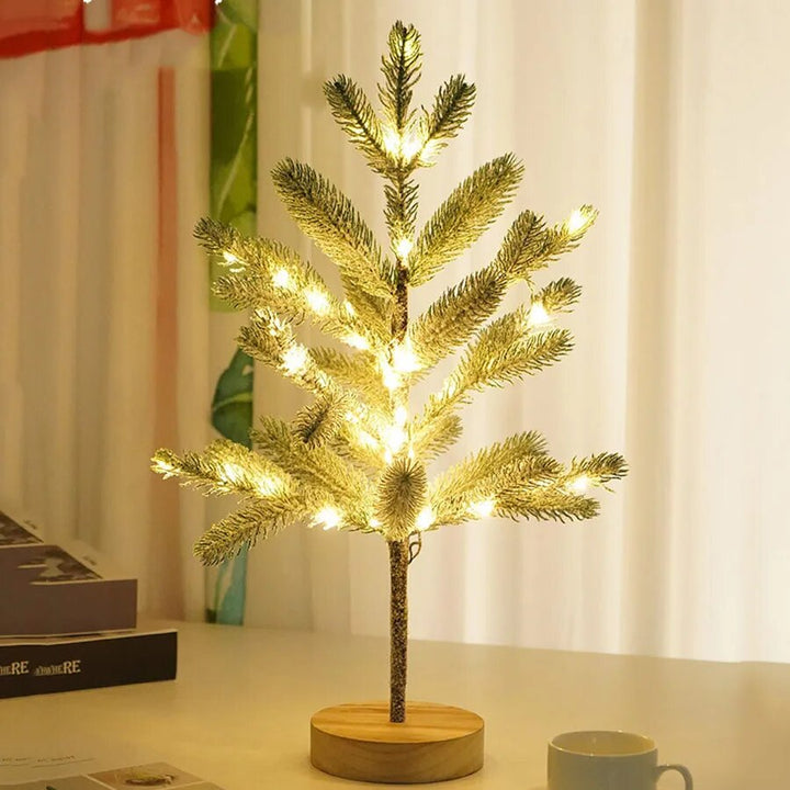 Skanto | LumiPine – LED juletre bordlampe med varmt hvitt lys